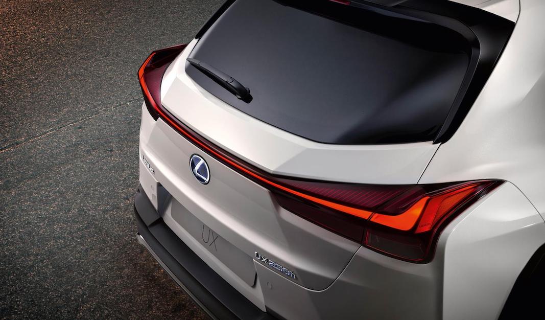 Lexus UX, un nuevo crossover que estrena la cuarta generación del sistema híbrido de la marca
