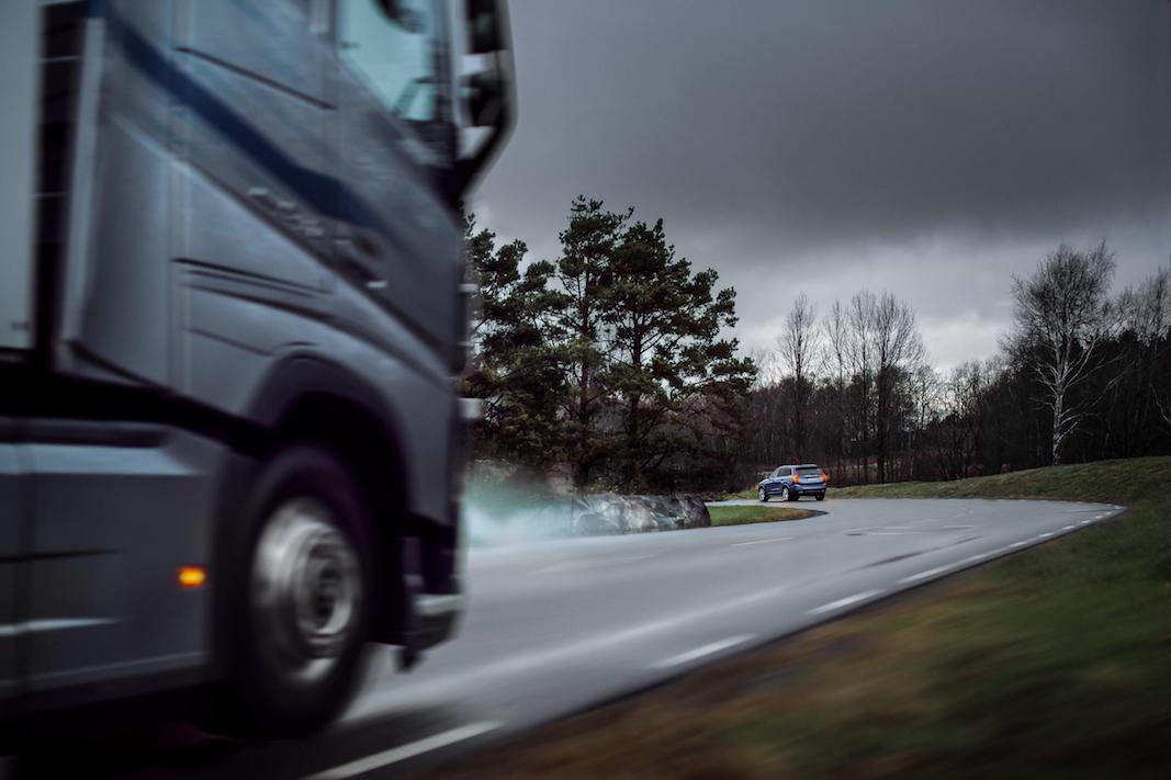 Volvo Cars y Volvo Trucks comparten datos en tiempo real para evitar accidentes