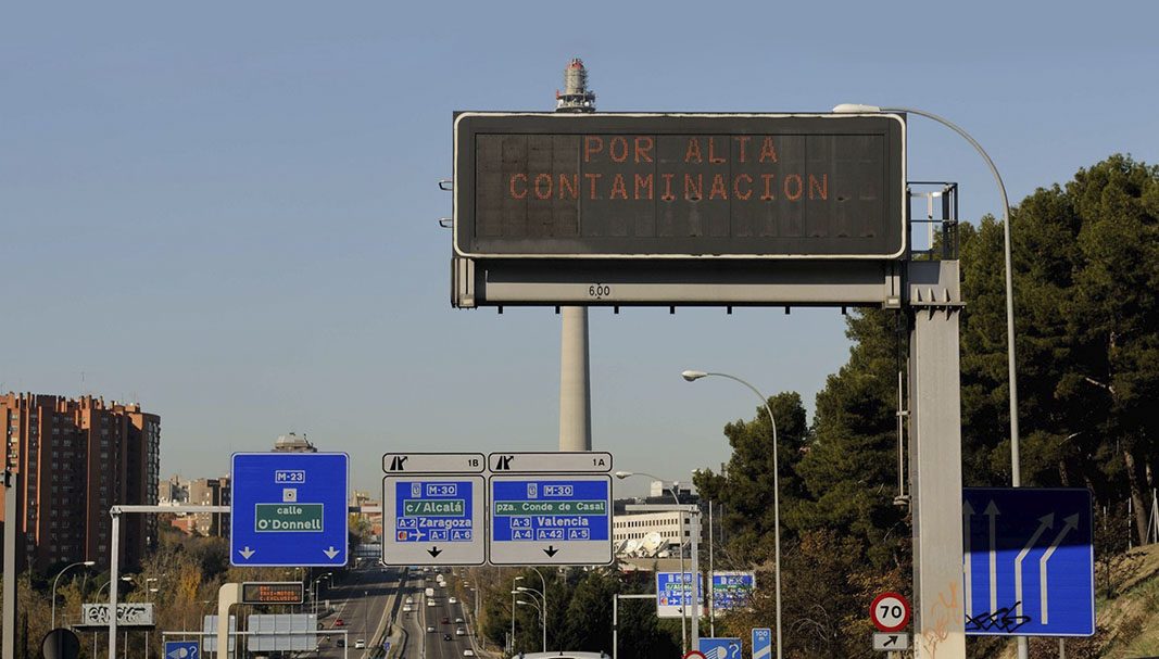 Los españoles, a favor de restringir el acceso de vehículos a las ciudades