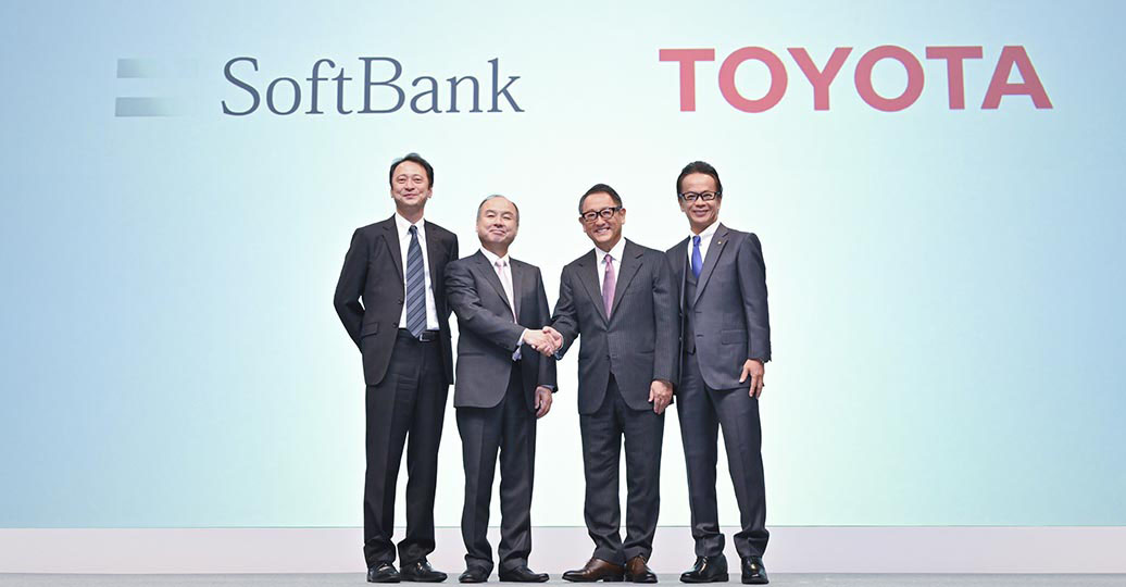 Toyota y SoftBank constituyen una empresa de servicios de movilidad