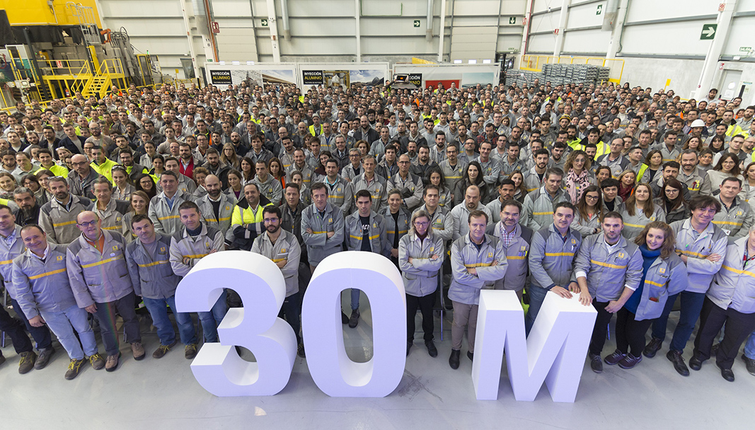 La factoría de Renault cumple la producción número 30 millones