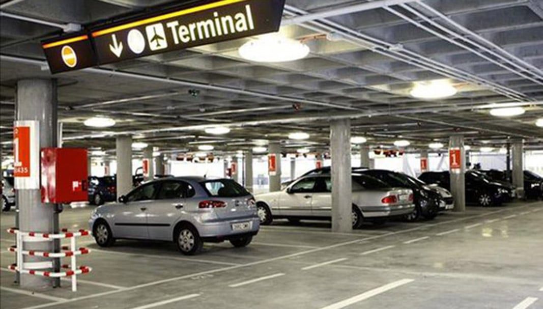 Aena busca ofrecer aparcamiento de carsharing en Barajas