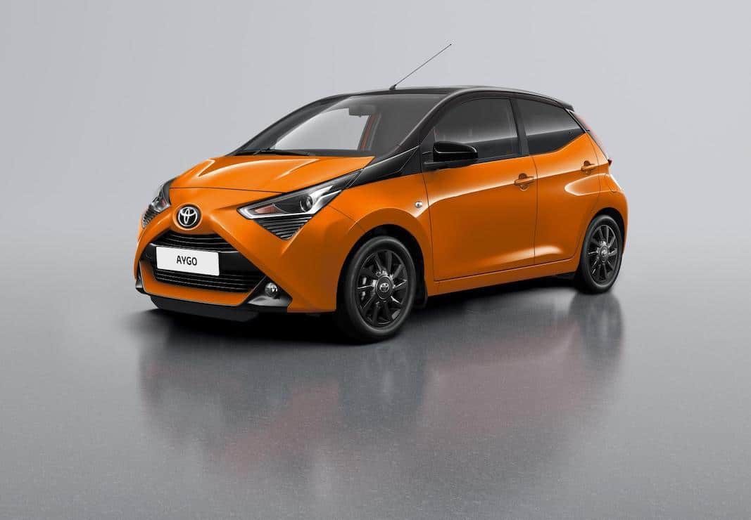 El nuevo Toyota Aygo x-cite, cambia el color magenta por el mandarina