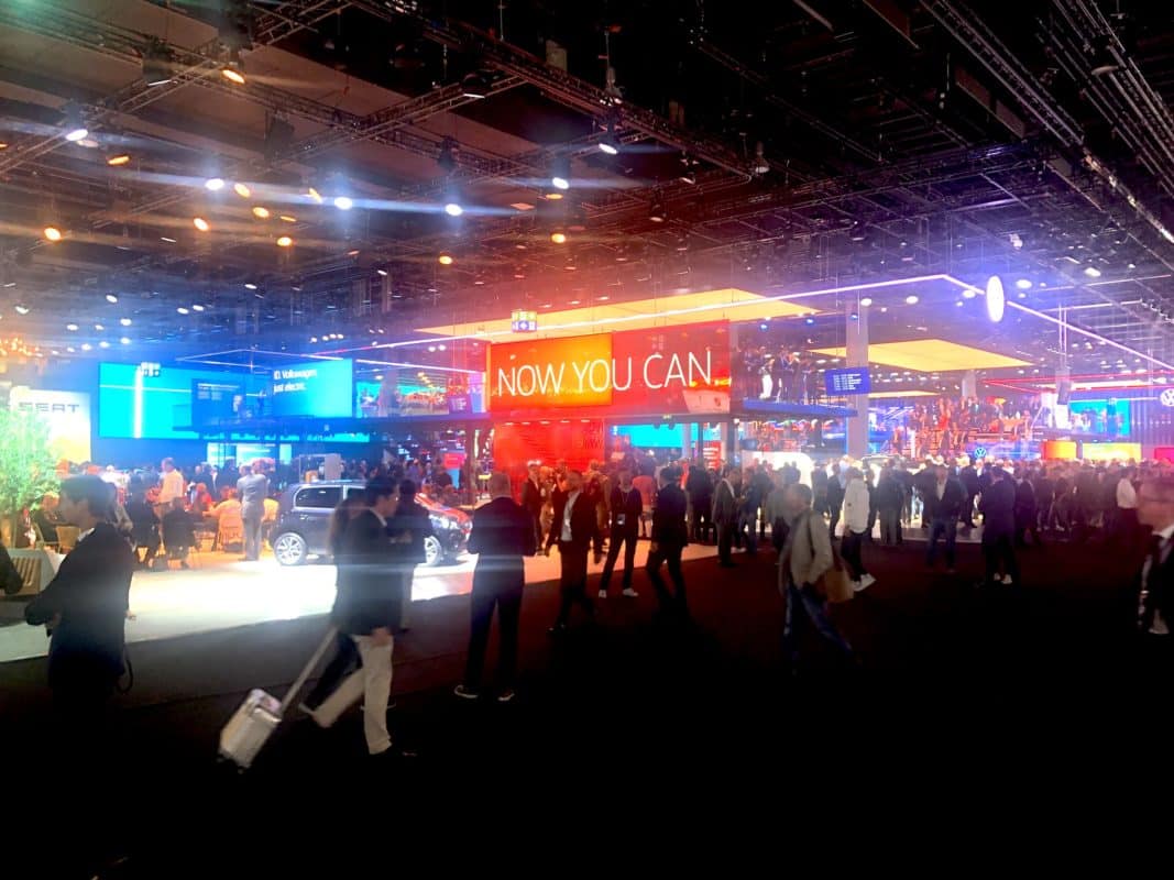 Ambiente en el Salón Internacional del Automóvil de Frankfurt 2019 (IAA). Stand del grupo Volkswagen. / FOTOGRAFÍA: FLEET PEOPLE