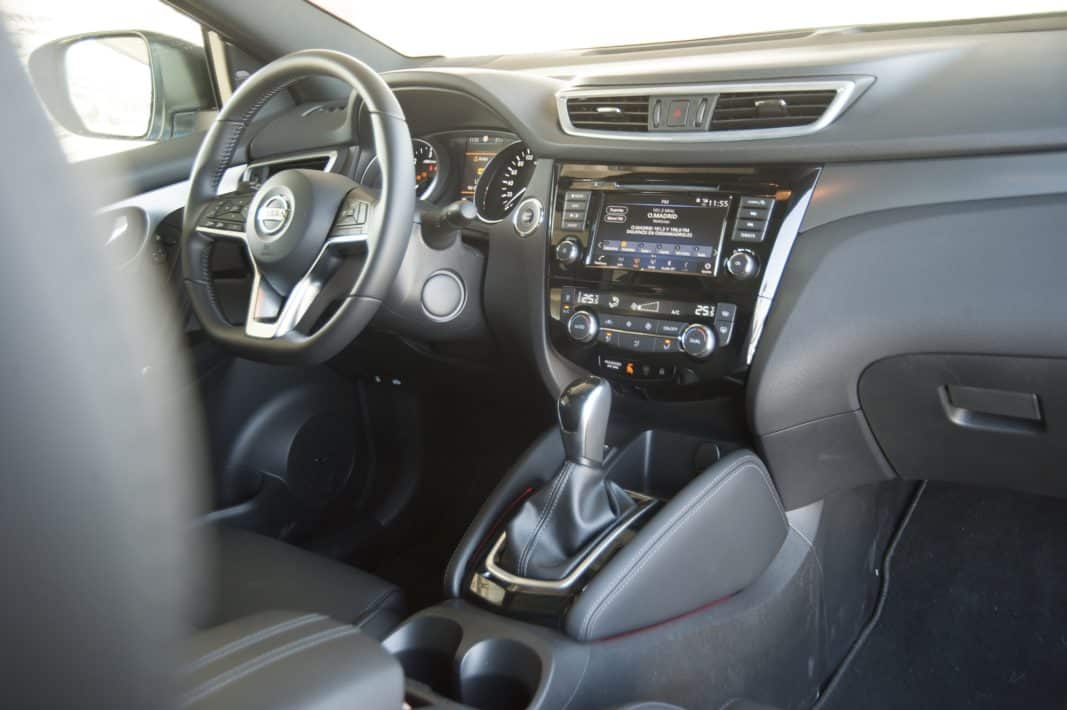 El puesto de conducción del Qashqai es sencillo. Todo está a mano. / FERNANDO ARÚS @FLEET PEOPLE