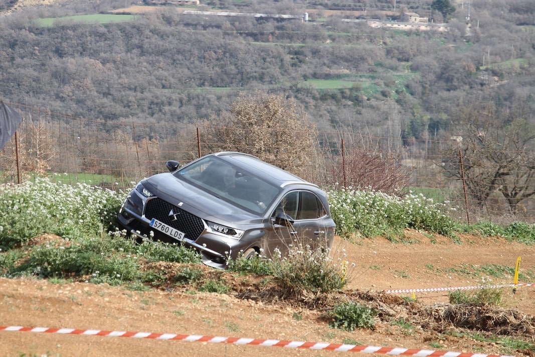 DS7-CROSSBACK-E-TENSE