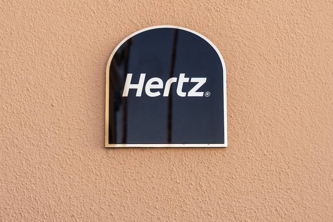 Hertz rent a car