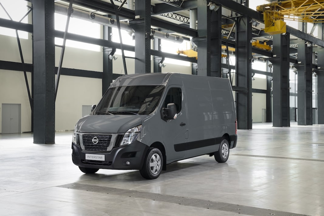 Interstar, Primastar y la nueva Townstar: la renovada gama de furgonetas Nissan preparadas para el futuro