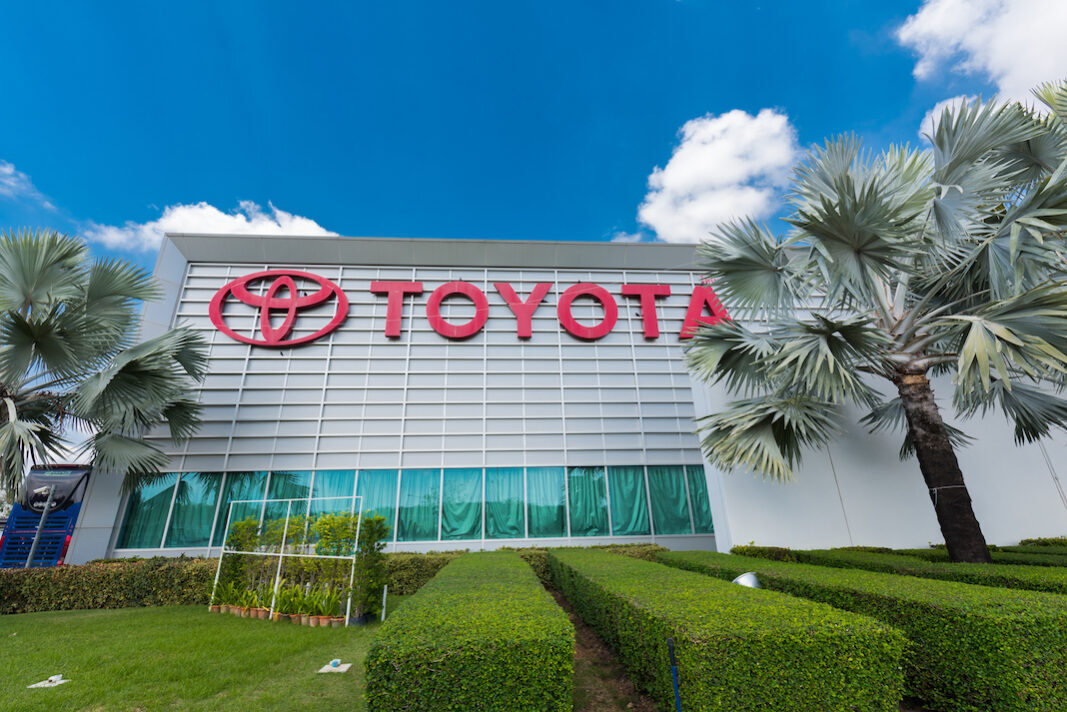 Toyota desbanca a General Motors como primer fabricante en Estados Unidos