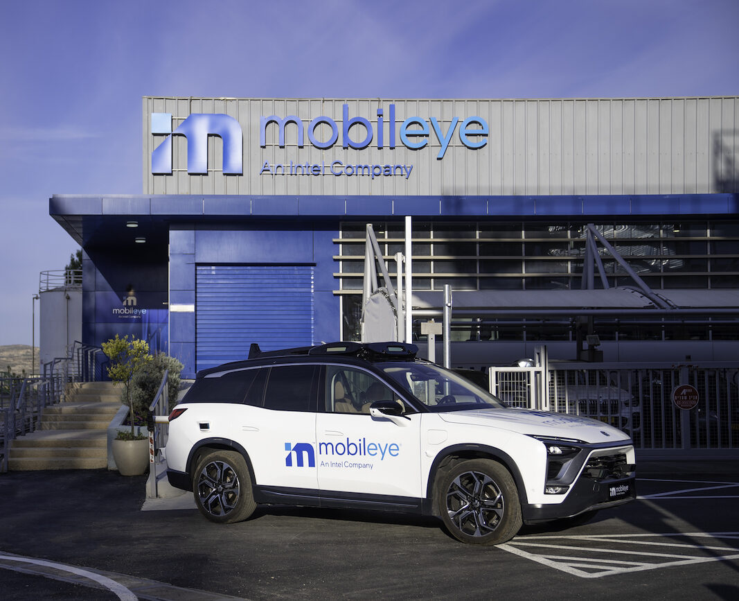 Mobileye debuta en la Bolsa con una subida del 35% y un valor de 22.000 millones