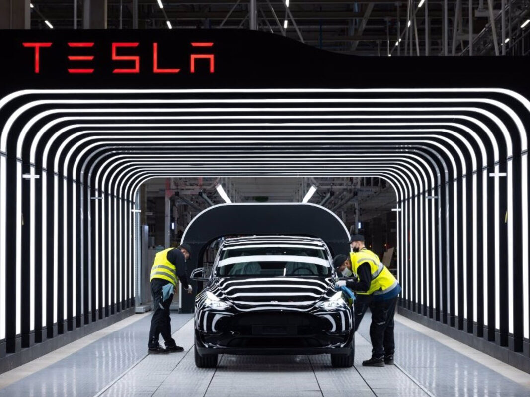 Tesla ha vendido ya más de 300.000 coches en tres meses