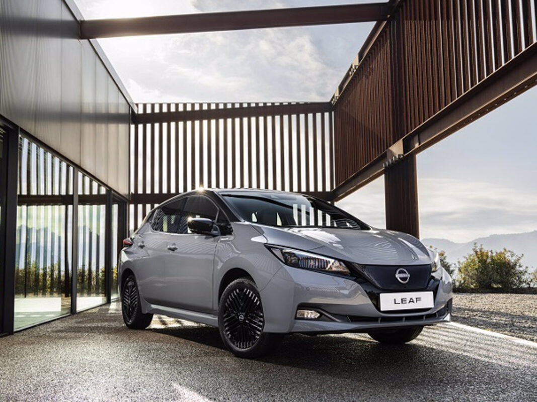 Nissan rediseña el exterior del eléctrico Leaf, que llegará en abril