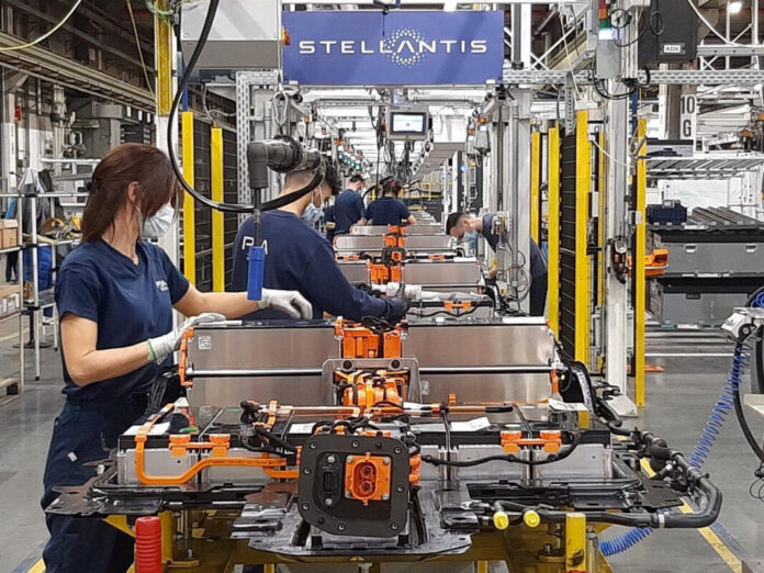El taller de baterías de Stellantis en Figueruelas