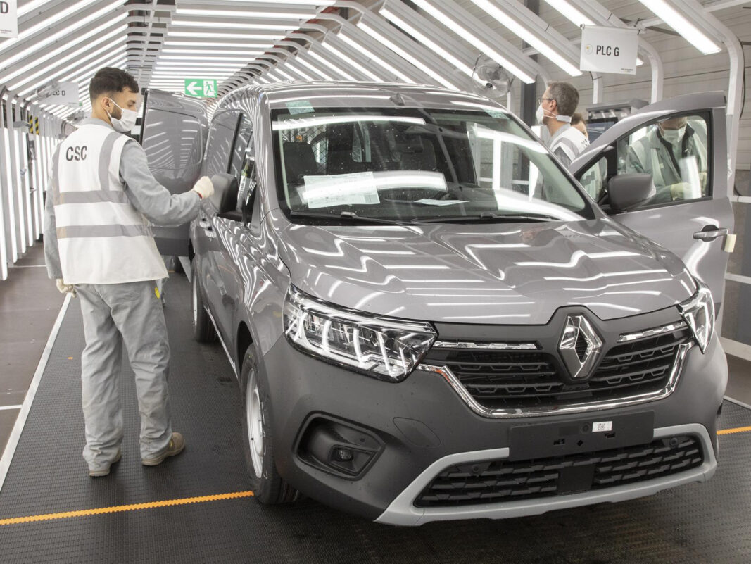 Renault implementará su área de software tras pactar con dos tecnológicas