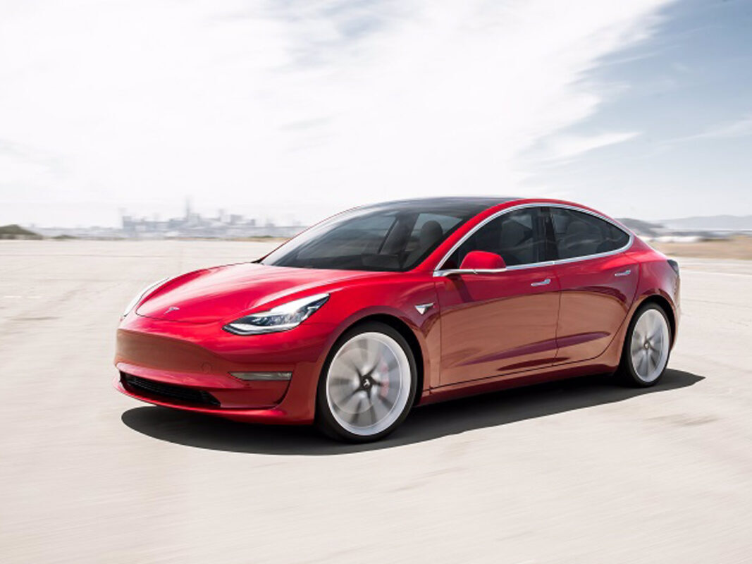 El Model 3 ya es el vehículo eléctrico más vendido en España