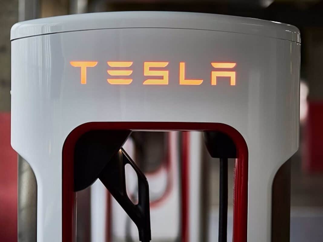 Tesla lideró el mercado mundial de coches eléctricos en 2021