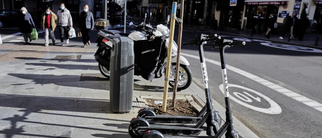 Los Veintisiete piden que la norma de baterías incluya la recogida de las de bicicletas y patinetes