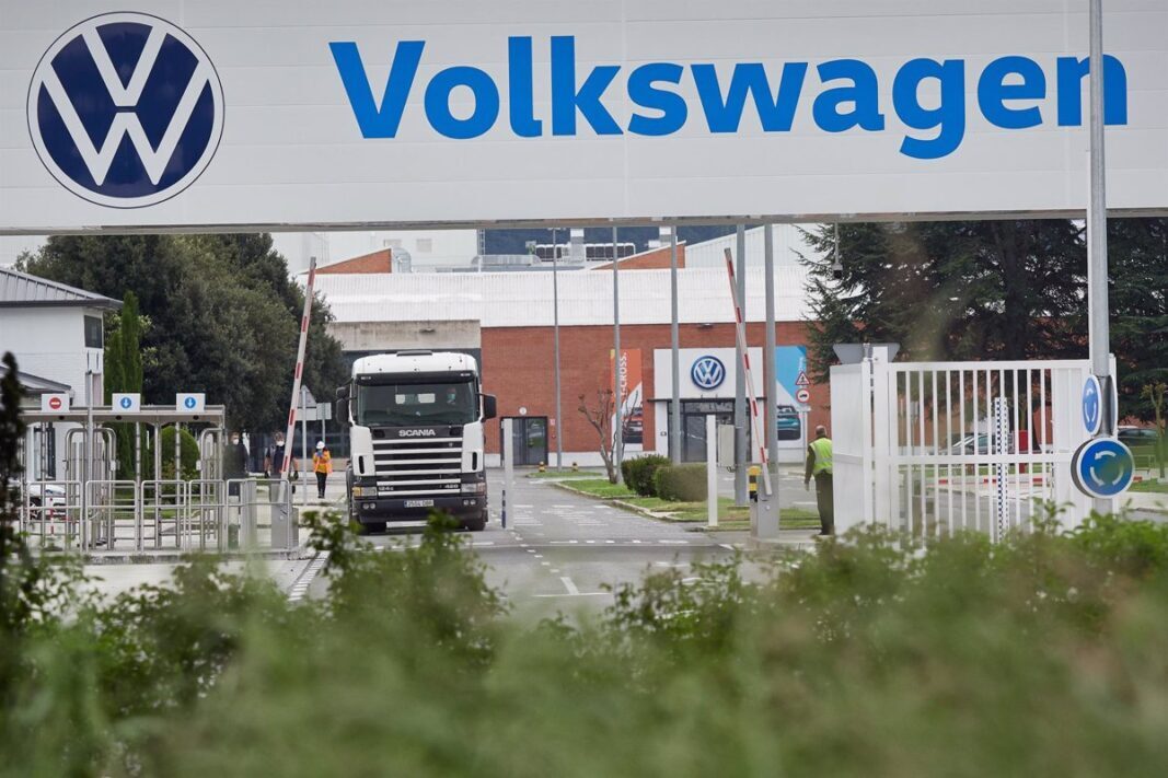 Volkswagen dejará de producir el próximo lunes por falta de componentes