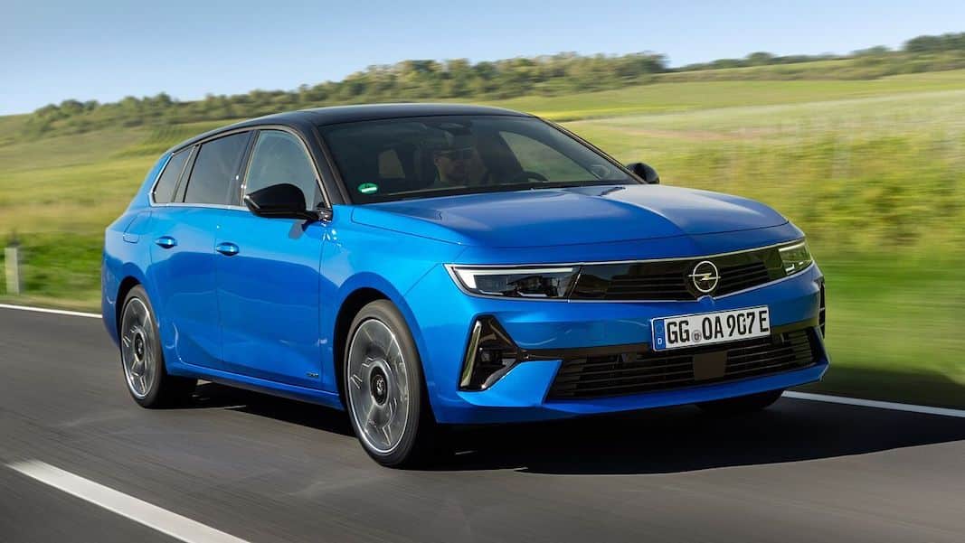 Opel prepara la salida para el nuevo Astra familiar: habrá opción eléctrica