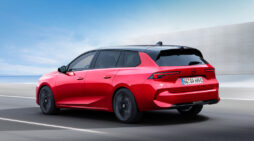 Opel ultima su primera opción familiar completamente eléctrica: Astra