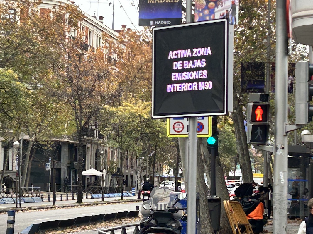 ciudad, tráfico, restricción al tráfico, zona de bajas emisiones, emisiones, contaminación, ciudad, Madrid, coches2