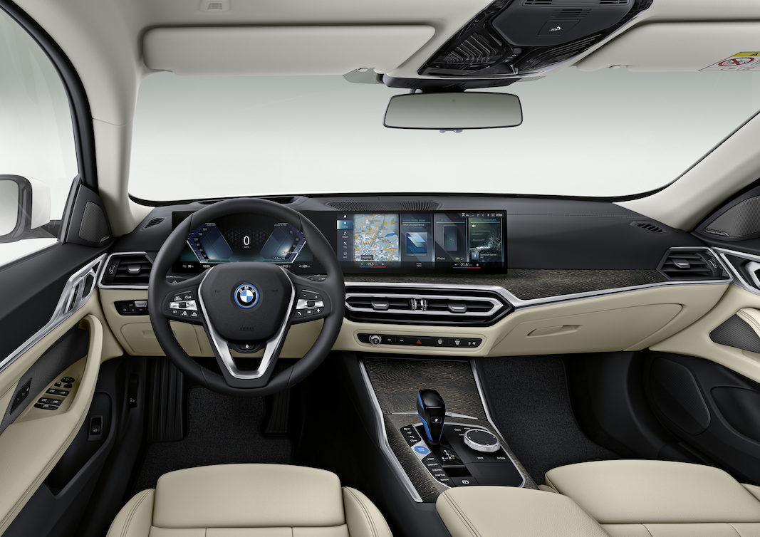 BMW añade un &#8216;entry level&#8217; a su gama eléctrica del i4 con 500 kilómetros de autonomía