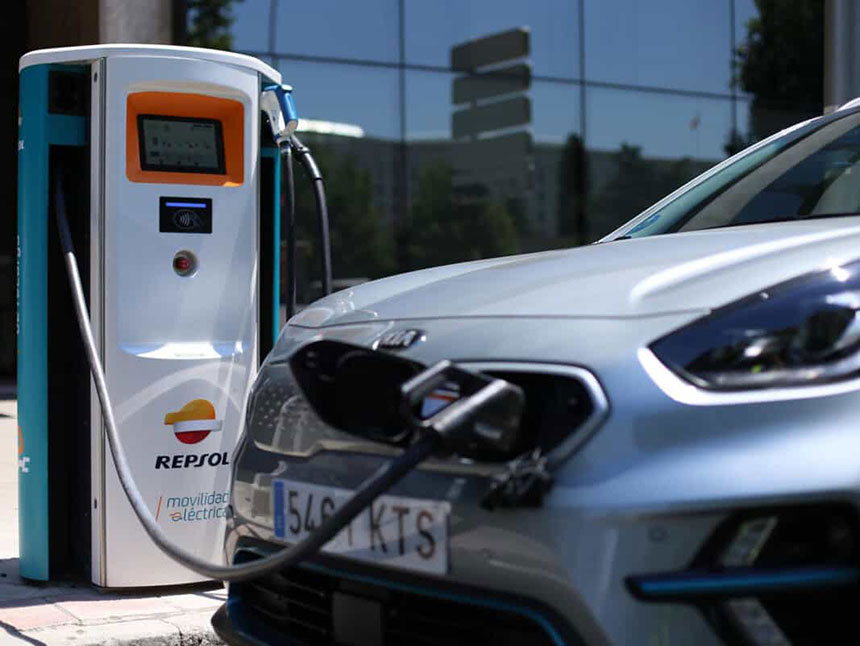 Mantenimiento coches eléctricos