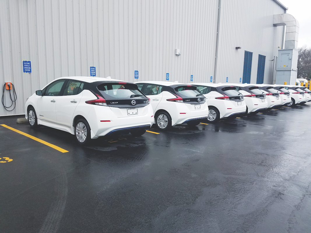 ChargePoint, flota eléctrica, flota, empresa, poste de recarga, carga, eléctrico, renting46, carga, casa, poste, flota nissan eléctricos, nissan