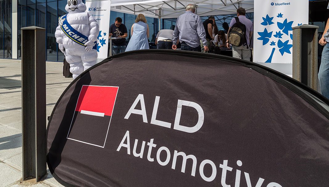ALD compra Reflex y añade 2.000 vehículos a su flota