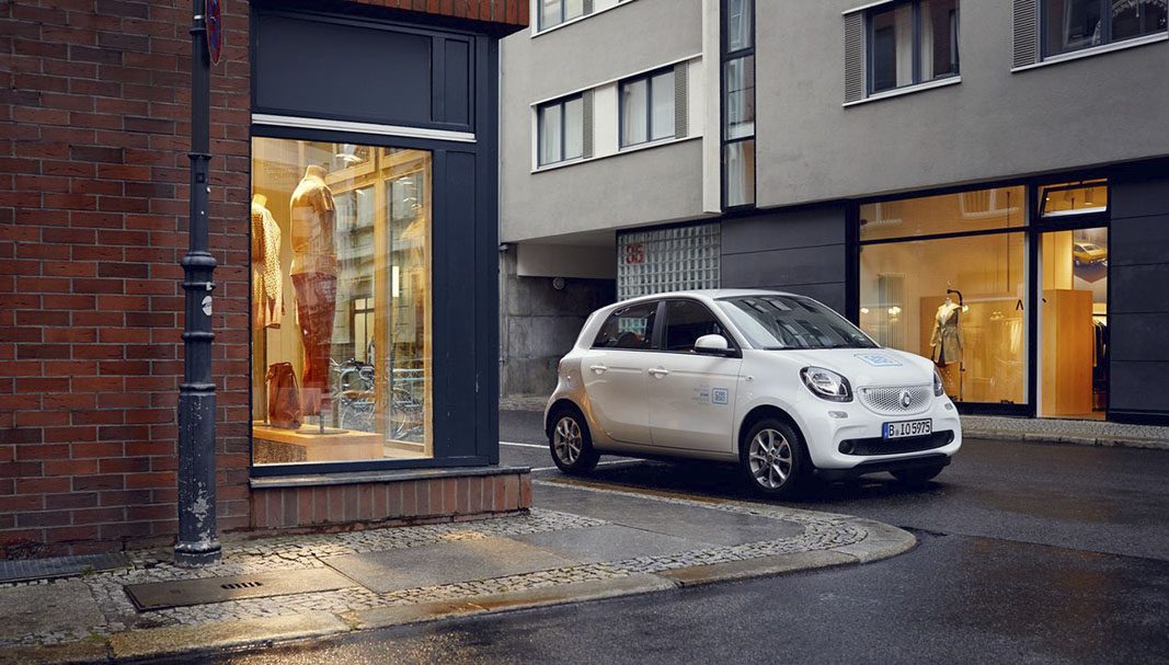 Large-C2G_Brand-Image_88-1067x607