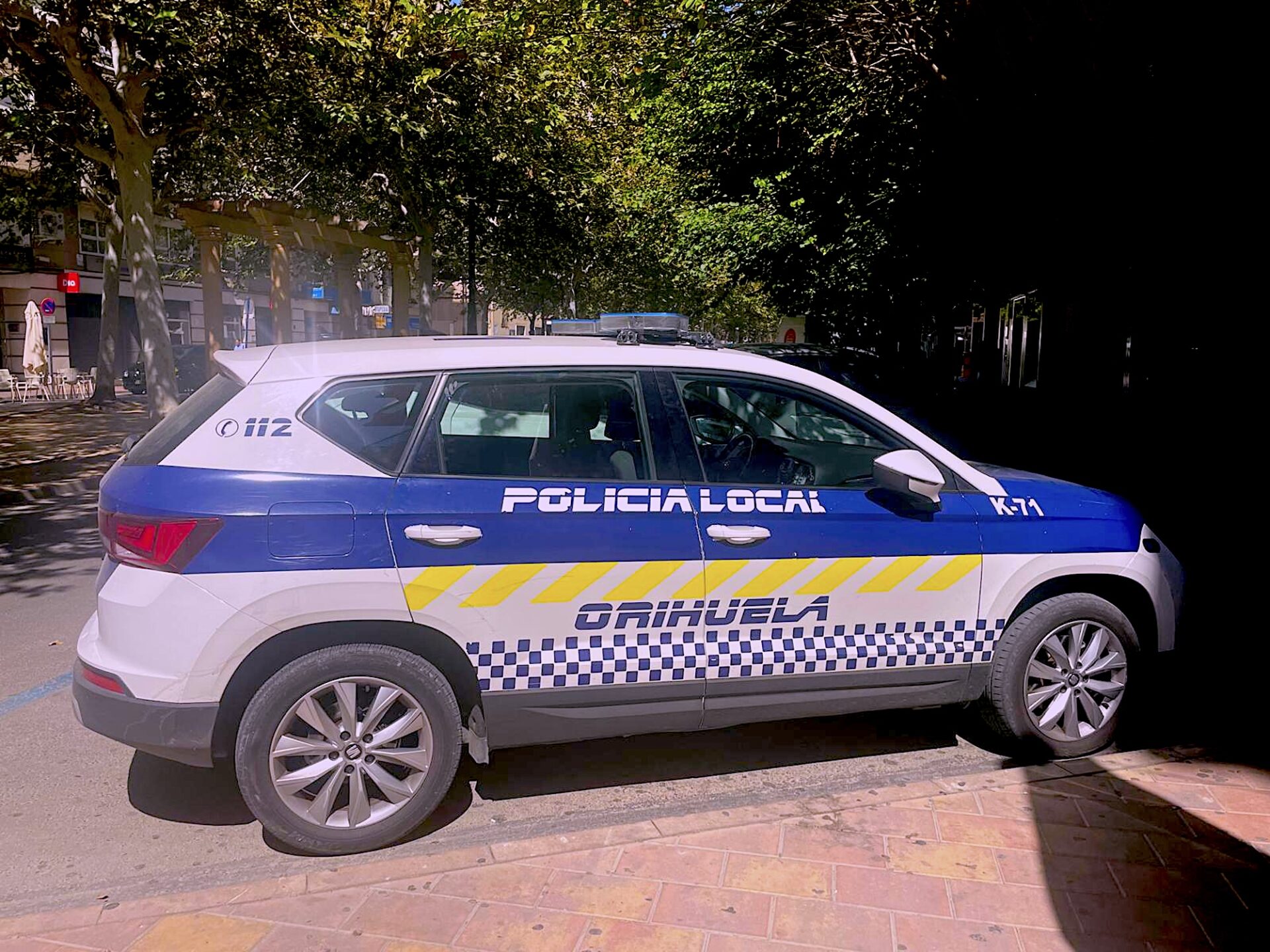 Orihuela vehículo policial renting