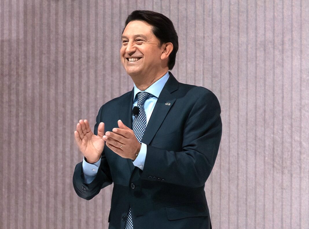 José Muñoz Hyundai más