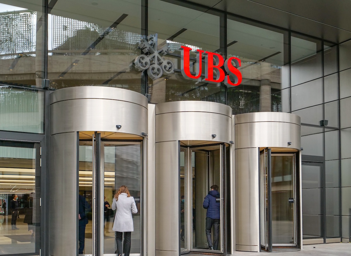 La sede central del banco suizo de inversión UBS, en Londres. FOTOGRAFÍA Brook gardener