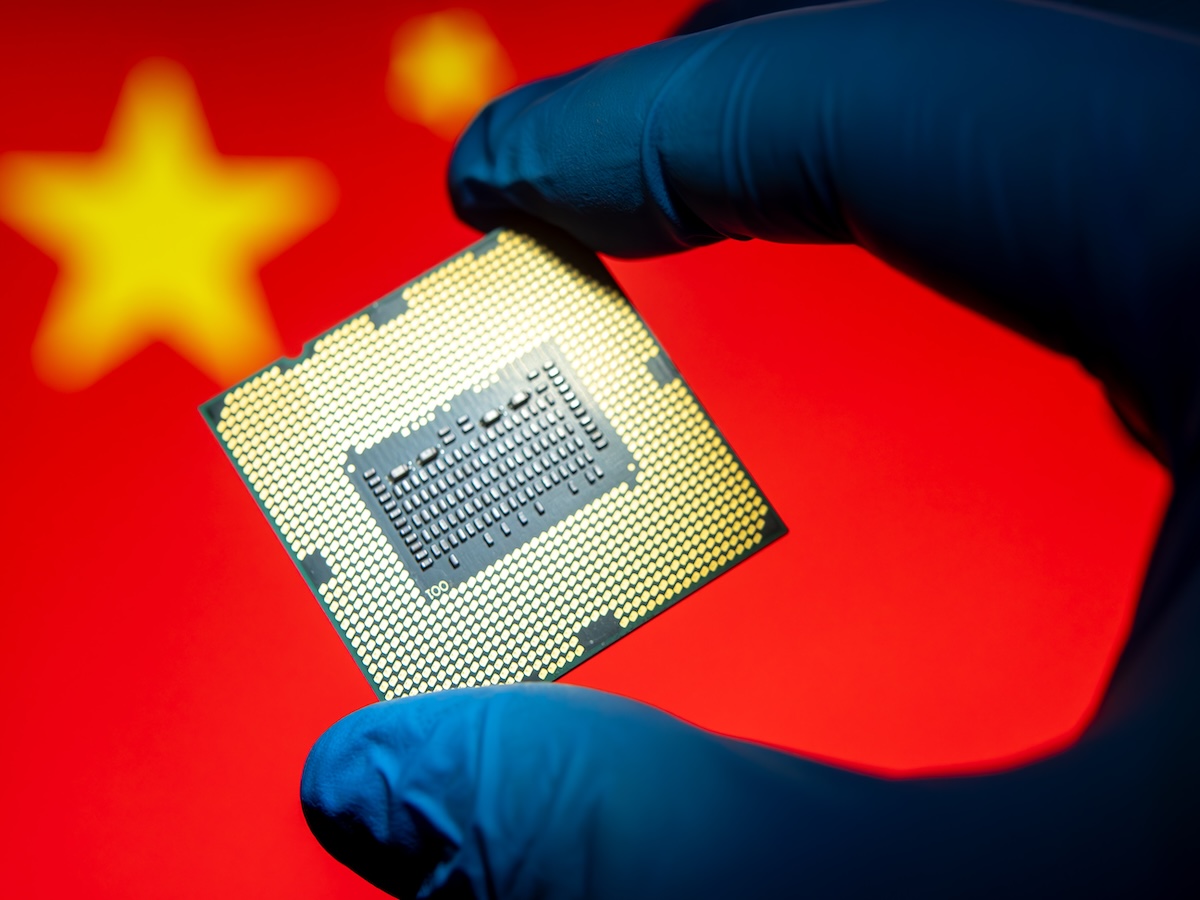 Technological,Advancement,In,China:,Holding,A,Microprocessor,Chip