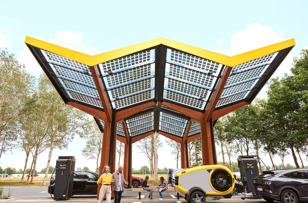 fastned estación de carga