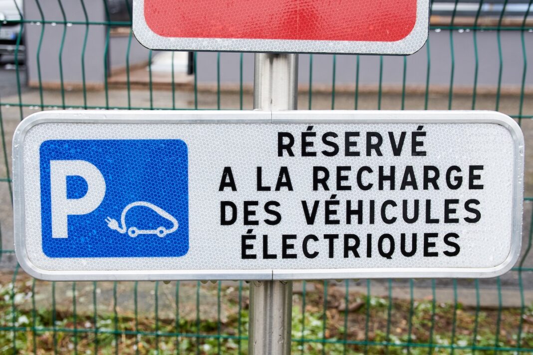 EP-110308A_STB_Electric_cars
