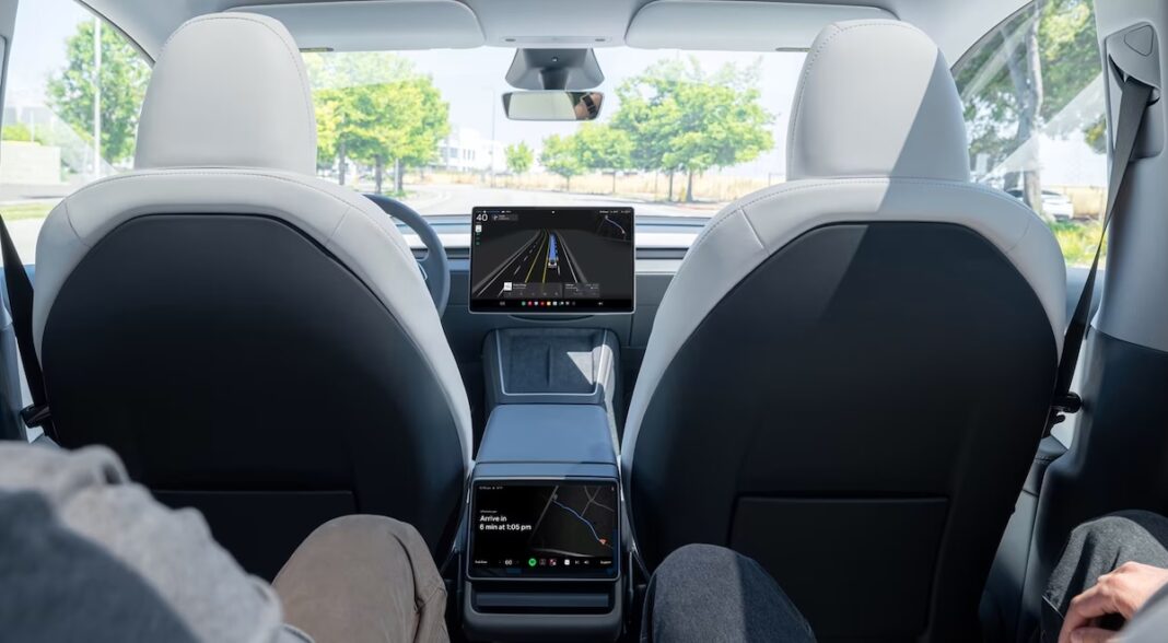robotaxi tesla 2