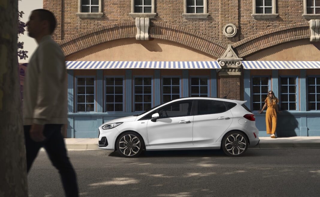 El mítico Ford Fiesta fue punta de lanza de Ford en el mercado europeo, además de fabricarse de modo principal en España durante sus casi 30 años de vida. En la imagen, la última edición del modelo, que dejó de producirse en 2023. FOTOGRAFÍA: FORD