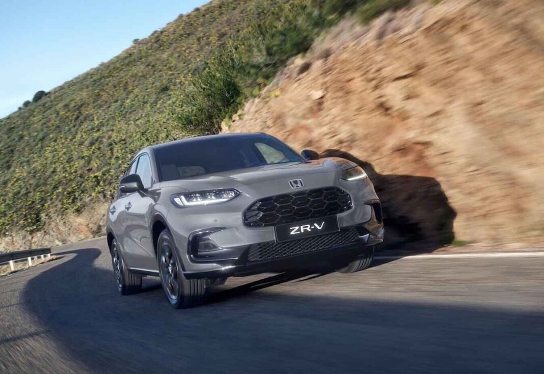 EL HONDA ZR-V EVOLUCIONA CON UNA IMAGEN MÁS SOFISTICADA, NUEVAS TECNOLOGÍAS Y MAYOR EQUIPAMIENTO