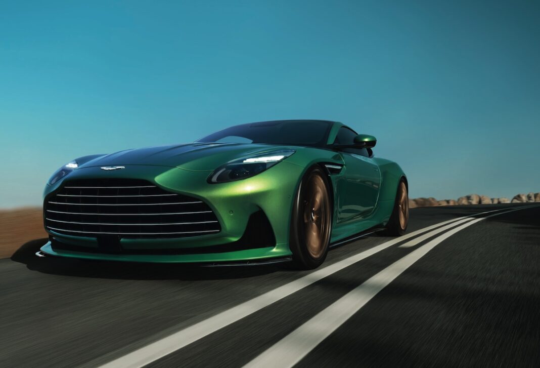 AstonMartinDB12 copia