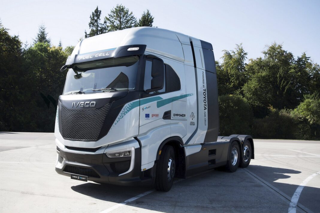 IVECO_S-eWay_Artic